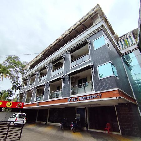 Aec Residency Hotel Alappuzha Екстериор снимка