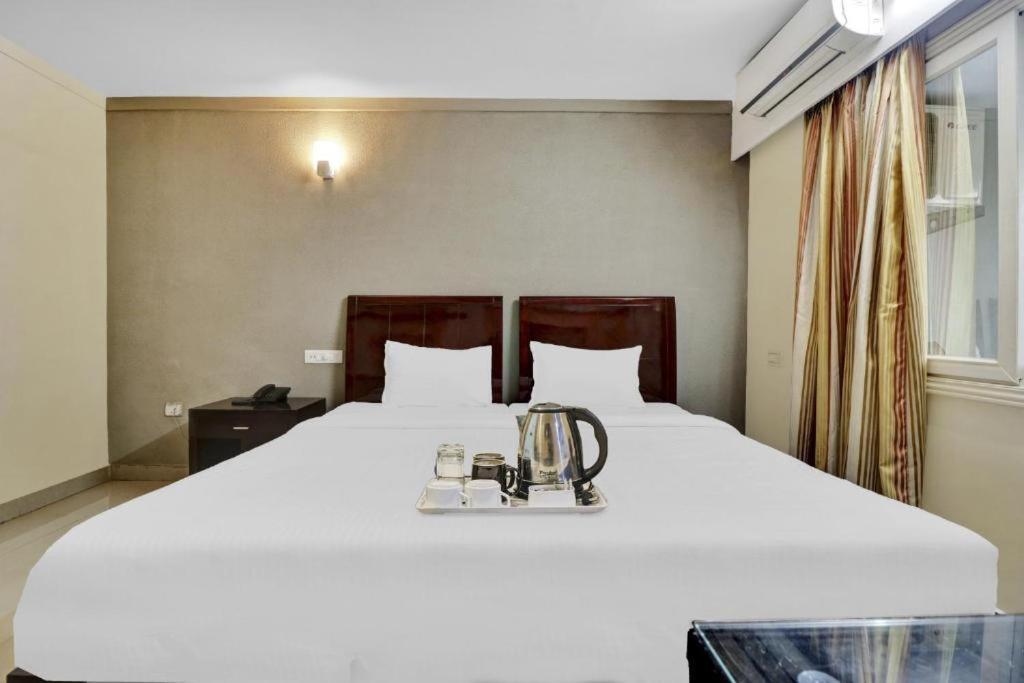 Aec Residency Hotel Alappuzha Екстериор снимка